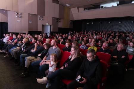 Občinstvo je bilo navdušeno